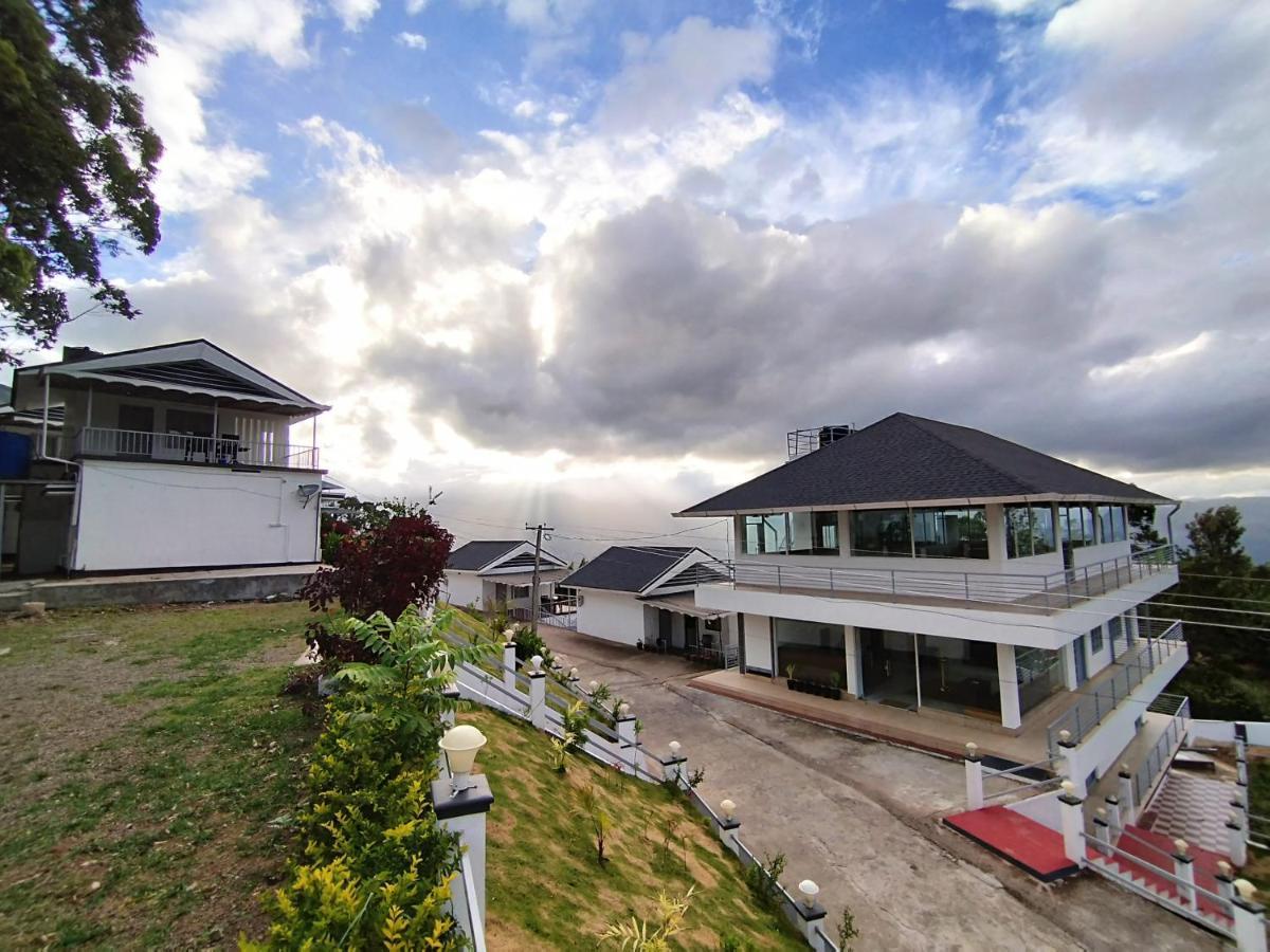 Firefly Resort Kanthalloor Екстериор снимка