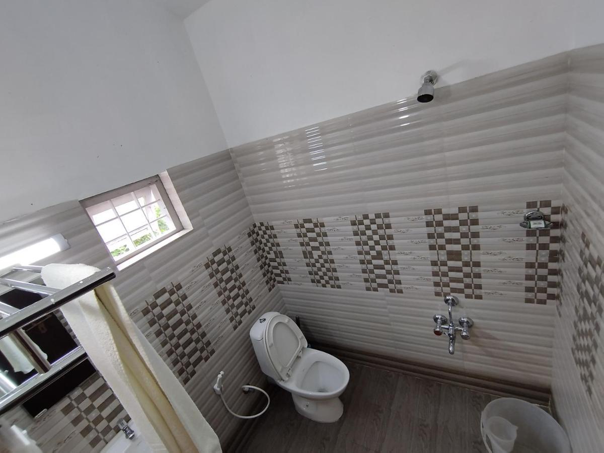 Firefly Resort Kanthalloor Екстериор снимка