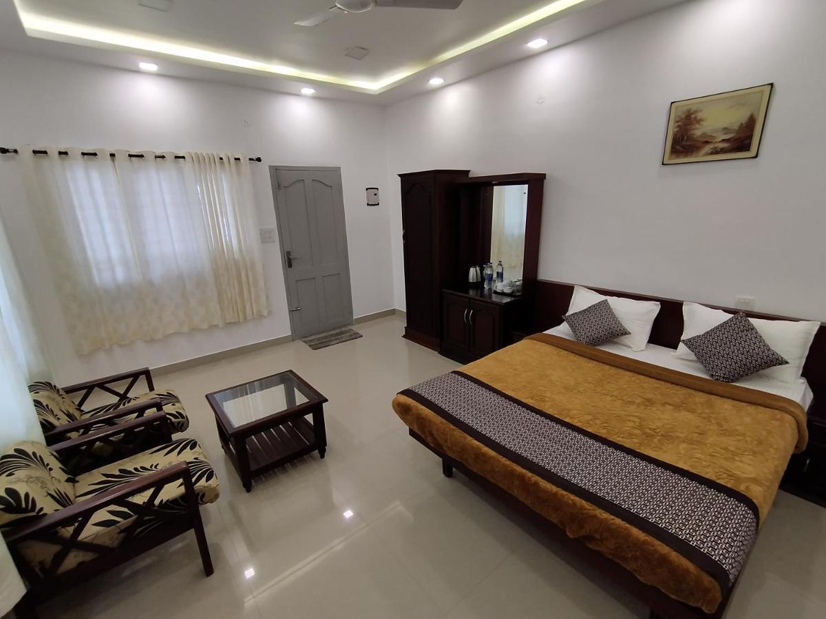 Firefly Resort Kanthalloor Екстериор снимка